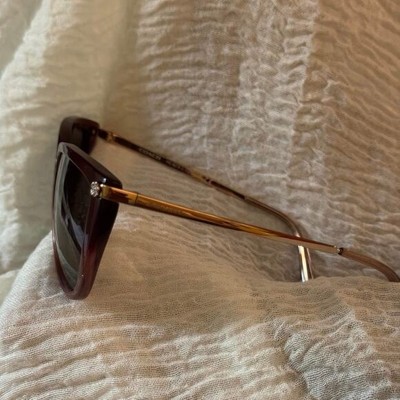 Coach HC8276 L1099 Women\'s Sunglasses Burgundy Pink Glitter Gradient Phantos main image 9